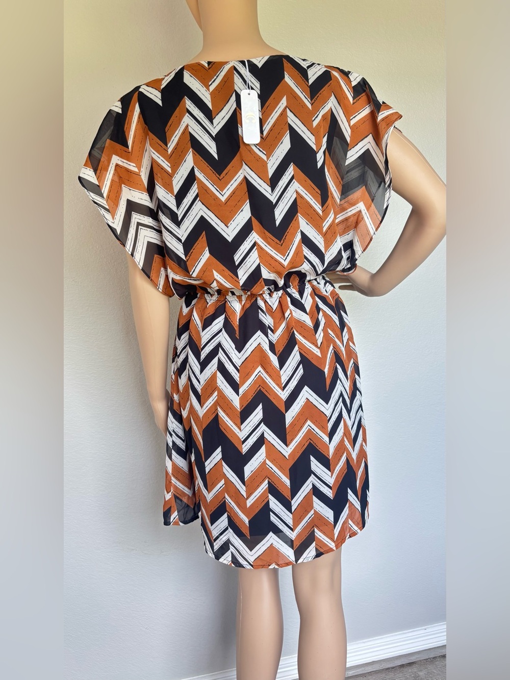 Charming Charlie Chevron Print Mini Dress in Rust, Black & White - Picture 3 of 15